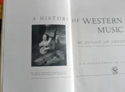 Billede af bogen  A History of Western Music.