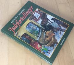 Billede af bogen Julefortællinger - en antologi (Indeholder : Jul i stalden + Lotte kan næsten alt - næsten da + Jul i Bulderby + Pippi Langstrømpe plyndrer juletræ + Se, Gryn, det sneer)