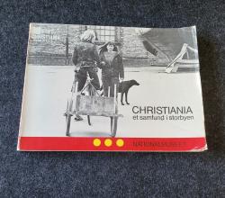 Billede af bogen Christiania - et samfund i storbyen