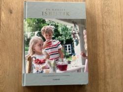 Billede af bogen En hæklet isbutik