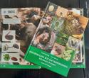 Billede af bogen Naturskolens bog om frøspredning - billedbog for de yngste