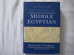 Billede af bogen A Concise Dictionary of Middle Egyptian