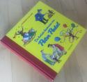Billede af bogen De bedste historier om Peter Pedal - 12 Peter Pedal bøger samlet i een bog - Peter Pedal i Zoologisk have +... tager toget + ... besøger en chokoladefabrik + ... på stranden + ... og lastbilen + ... går på biblioteket + ... på telttur + ... og byfesten + ... og fødselsdagsfesten + ... i legetøjsbutikken + ... klæder sig ud + ... i storbyen