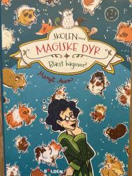 Skolen med de magiske dyr - blæst bagover