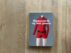 Billede af bogen Hønsestrik og hot pants