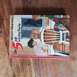 Billede af bogen De 5 på vinterferie