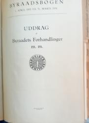 Billede af bogen Byraadsbogen fra 1. april 1953 til 31 marts 19954 Nakskov