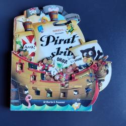 Billede af bogen Ombord på Musesnudens piratskib