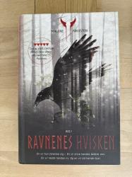 Billede af bogen Ravnenes Hvisken Bog 1