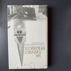 Billede af bogen 148 Danske Bykirker