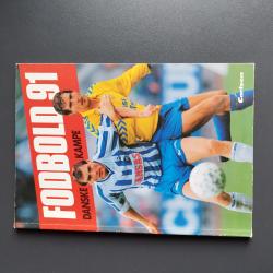 Billede af bogen Fodbold 91. Danske kampe.