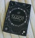 Billede af bogen The little book of Tarot