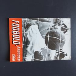 Billede af bogen Fodbold - Årbogen 1968.
