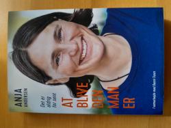 Billede af bogen At blive den man er Billede af bogen At blive den man er