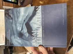 Billede af bogen Basal stimulation, Nye veje i sygepleje til alvorligt syge patienter Billede af bogen Basal stimulation, Nye veje i sygepleje til alvorligt syge patienter