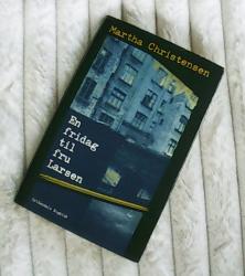 Billede af bogen En fridag til fru Larsen