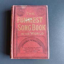 Billede af bogen The Funniest Song Book in the World.