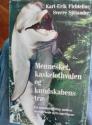 Billede af bogen Mennesket Kaskelothvalen og kundskabens træ. En sammenligning mellem storhjernede dyrs intelligens Billede af bogen Mennesket Kaskelothvalen og kundskabens træ. En sammenligning mellem storhjernede dyrs intelligens