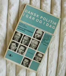 Billede af bogen Dansk politik i går og i dag - 1920-67