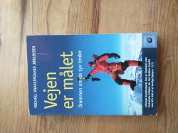 Billede af bogen Vejen er målet -  Drømmen om de syv tinder