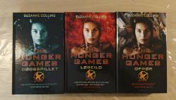 Billede af bogen The Hunger Games 1-3 (Dødsspillet, Løbeild, Oprør) 
