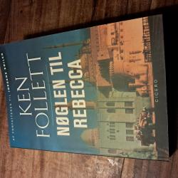 Billede af bogen Nøglen til Rebecca