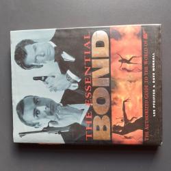 Billede af bogen The Essential Bond