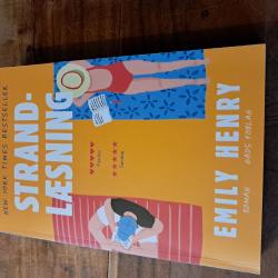 Billede af bogen Strandlæsning Billede af bogen Strandlæsning