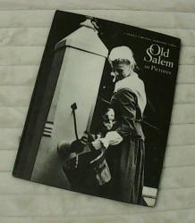 Billede af bogen Old Salem in pictures