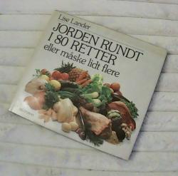 Billede af bogen Jorden rundt i 80 retter eller måske lidt flere