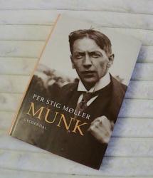 Billede af bogen Munk Billede af bogen Munk
