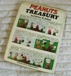 Billede af bogen Peanuts Treasury
