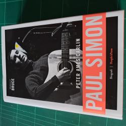 Billede af bogen Paul Simon - Biografi.  Billede af bogen Paul Simon - Biografi.