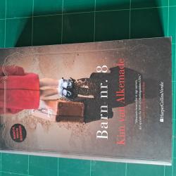 Billede af bogen Barn nr. 8 Billede af bogen Barn nr. 8