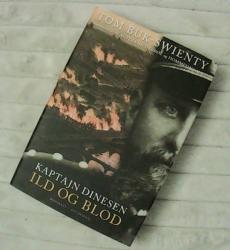 Billede af bogen Kaptajn Dinesen - Ild og Blod Billede af bogen Kaptajn Dinesen - Ild og Blod