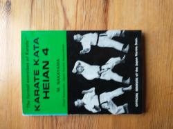 Billede af bogen Karate Kata - Heian 4 Billede af bogen Karate Kata - Heian 4