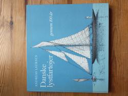 Billede af bogen Danske lystfartøjer gennem 100 år