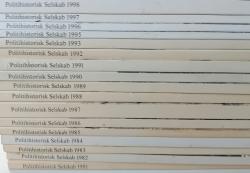 Billede af bogen Politihistorisk selskab Apskrift 1981 - 1999 17 stk. (1994 mangler) Billede af bogen Politihistorisk selskab Apskrift 1981 - 1999 17 stk. (1994 mangler)
