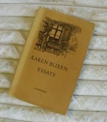 Billede af bogen Essays