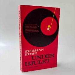 Billede af bogen Under hjulet Billede af bogen Under hjulet