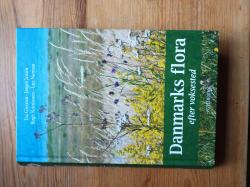 Billede af bogen Danmarks flora efter voksested Billede af bogen Danmarks flora efter voksested