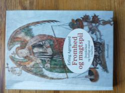 Billede af bogen Fromhed og magtspil - domkirker og hellige mænd i Aarhus Billede af bogen Fromhed og magtspil - domkirker og hellige mænd i Aarhus