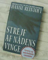 Billede af bogen Strejf af nådens vinge Billede af bogen Strejf af nådens vinge