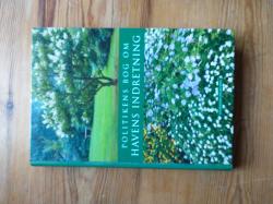 Billede af bogen Politikens bog om havens indretning Billede af bogen Politikens bog om havens indretning
