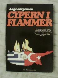 Billede af bogen Cypern i flammer Billede af bogen Cypern i flammer