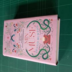 Billede af bogen Min muse Billede af bogen Min muse