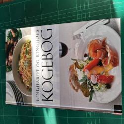 Billede af bogen Lindhardt og Ringhofs kogebog 