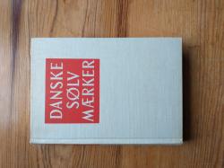 Billede af bogen Danske guld og sølv smedemærker før 1870