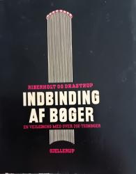 Billede af bogen  Indbinding af bøger  En vejledning med over 300 tegninger