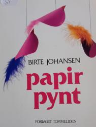 Billede af bogen Papirpynt